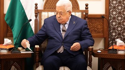 أبو مازن يكشف أصعب لحظة في حياته: خرجت لاجئا وأعيش مأساة منذ 1948
