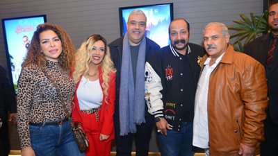 حضور لافت للعرض الخاص لفيلم «كارت شحن»