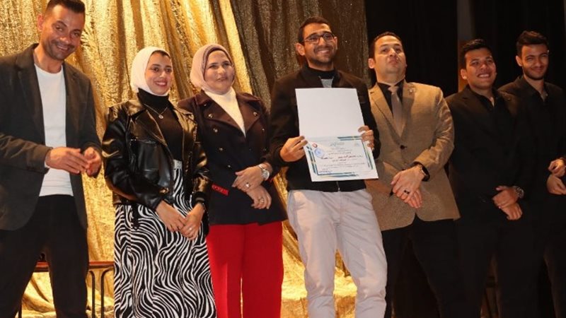 جامعة عين شمس