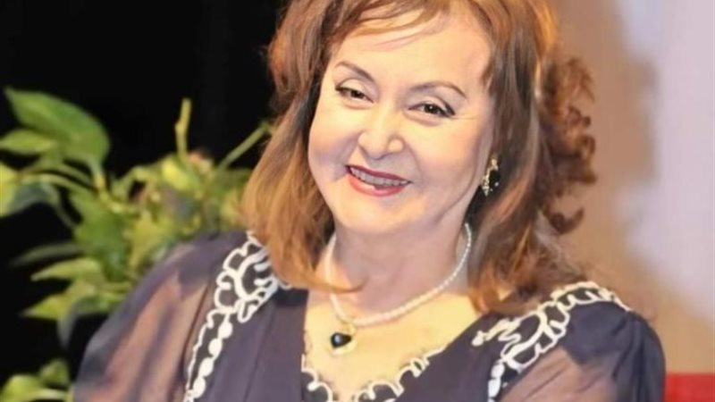 الفنانة ليلى طاهر