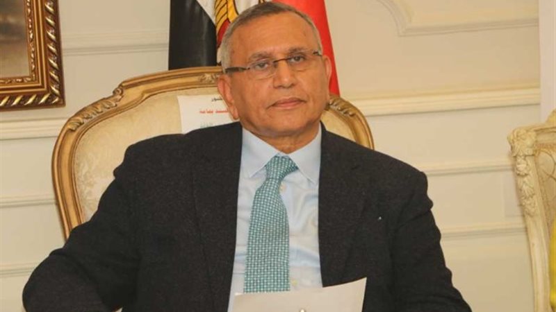 الدكتور عبدالسند يمامة
