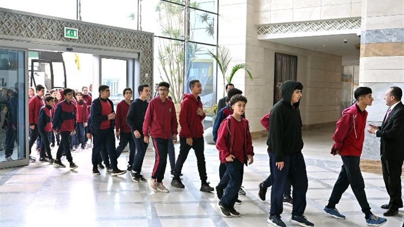 طلاب مدرسة النيل