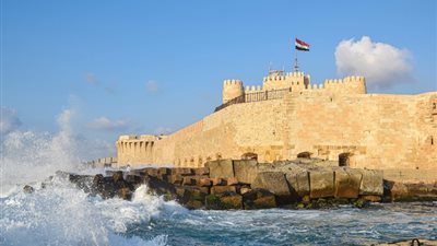 لمحبي الأماكن الأثرية.. تعرف على تاريخ الإسكندرية كاملا بالصوت والضوء