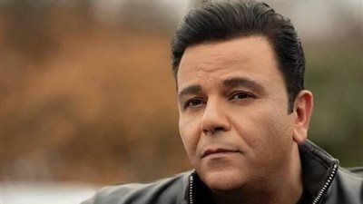 محمد فؤاد يتقمص شخصية ياسمين عز.. فيديو
