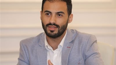 أستاذ قانون فلسطيني: نسبة الفقر في غزة تخطت الـ50%