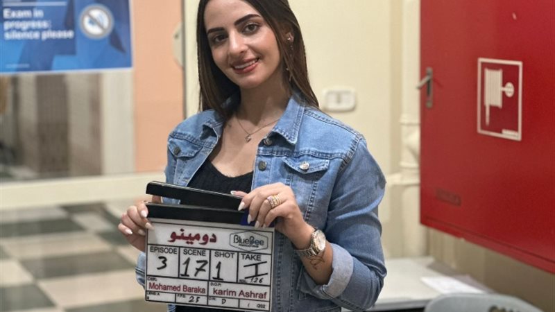 الفنانة خلود سرحان