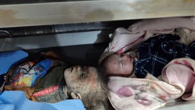 استشهاد رضيعين في خان يونس.. وانتشال جثة رضيعة متحللة شمال غزة