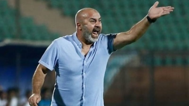 هشام زكريا