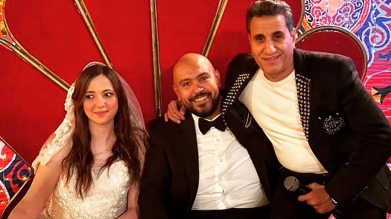 مصطفى بسيط وياسمين دياب