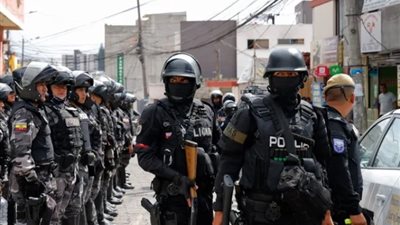 الإكوادور، حرب شوارع بين العصابات والشرطة واقتحام استوديو على الهواء| فيديو