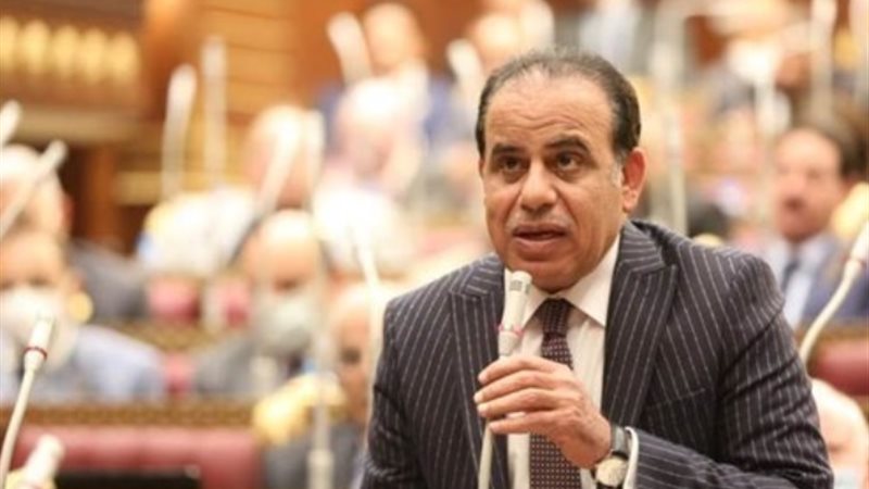 النائب عبد العزيز النحاس