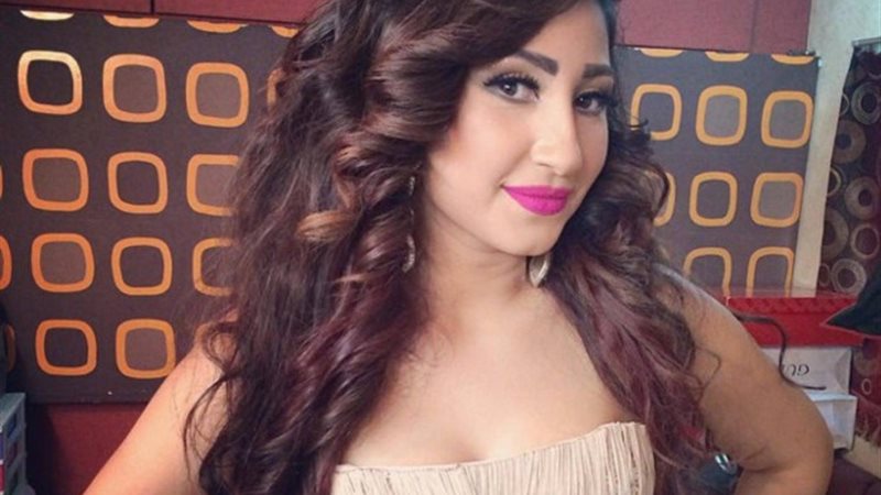 الفنانة بوسي