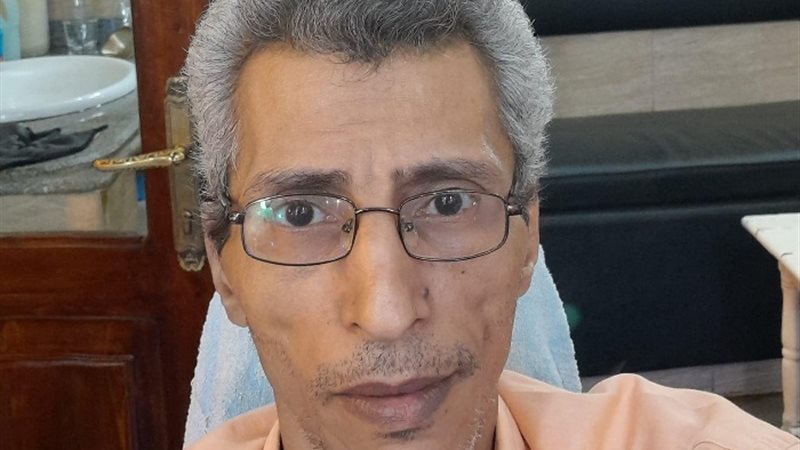 الشاعر أحمد درويش