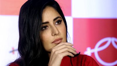 بعد نجاحها في Tiger 3 الفنانة الهندية كاترينا كيف تتألق في Merry Christmas