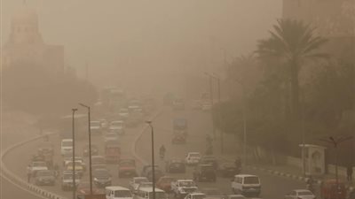 حالة الطقس اليوم، شبورة كثيفة نهارا ورياح مثيرة للأتربة غرب البلاد