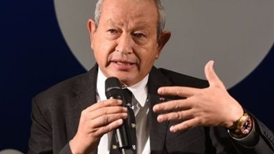نجيب ساويرس يحصل على 350 كليو متر للتنقيب عن الذهب بالصحراء الشرقية