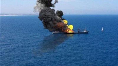 جماعة الحوثي تتبنى استهدف سفينة أمريكية في خليج عدن