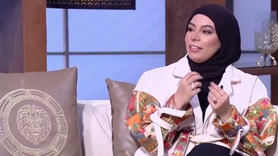 شقيقة محمد صلاح تتوقع فوز منتخب مصر في مباراته أمام غانا (فيديو)