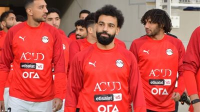 حسن شحاتة يدافع عن محمد صلاح، وجوده في الملعب مهم ومحدش يقدر يغيره