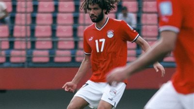 «لا يصلح للعب في منتخب مصر».. إكرامي يهاجم محمد النني