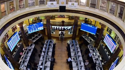 البورصة تربح 4.8 مليار جنيه في منتصف التعاملات اليوم الاثنين 22 يناير