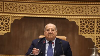 رئيس مجلس الشيوخ بهنئ الرئيس السيسي بعيد الشرطة