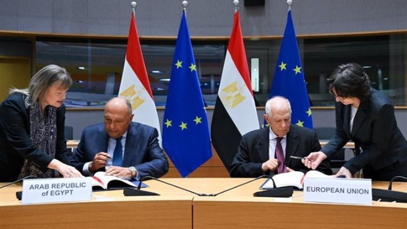 توقيع الاتفاق الإطاري بين مصر والاتحاد الأوروبي.