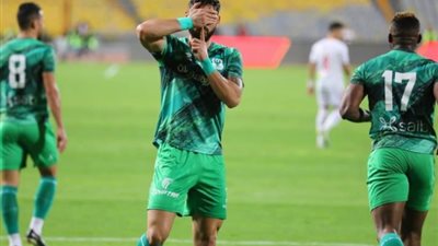 ياسر حمد لاعب الزمالك القادم، هرب من المصري ولعب في خمس دول.. تفاصيل