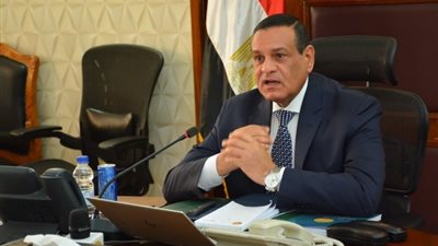 وزير التنمية المحلية يعلن مشاركة منصة «أيادي مصر» في معرض الكتاب