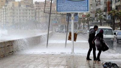 أمطار غزيرة وانخفاض في درجات الحرارة، الأرصاد تحذر من طقس الساعات المقبلة