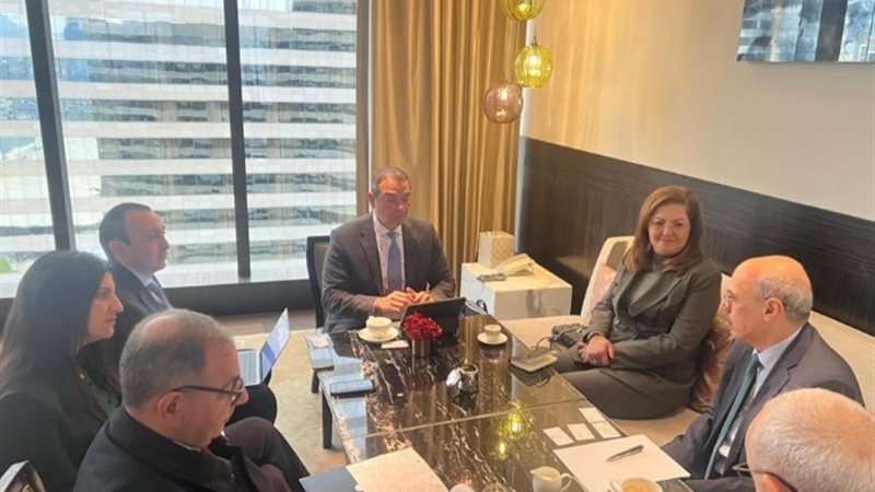 وزيرة التخطيط ورئيس مجوعة البنك الإسلامي للتنمية