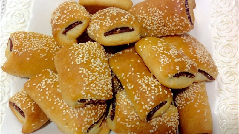 طريقة عمل كعب الغزال بالعجوة