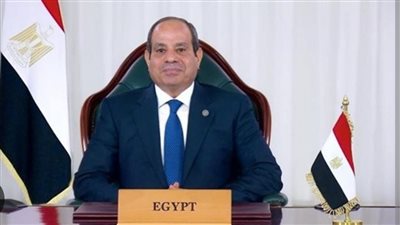 الرئيس السيسي يناقش مع 