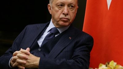أنقرة تفتح باب العودة.. محادثات تركية مع حزب العمال الكردستاني لإنهاء عقود من الصراع