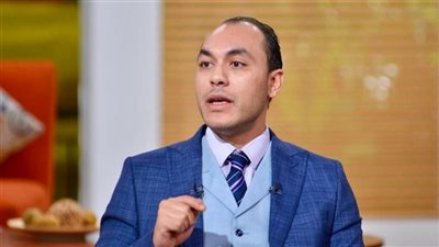 كاتب صحفي: المصريون بالخارج يقدمون نموذجًا مشرفًا في الانتخابات البرلمانية 2025