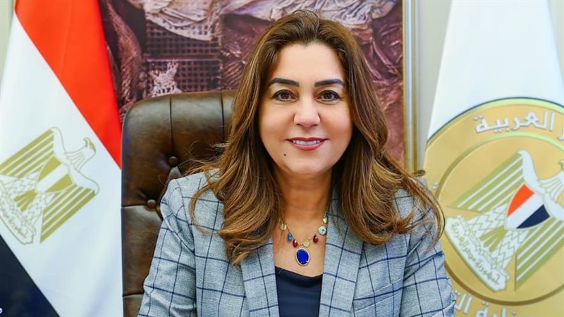 وزير التنمية المحلية والقائم بأعمال وزير البيئة