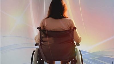 قصة امرأة ملهمة تُتوَّج في نيويورك.. «هي» يفوز بجائزة التقدير الخاصة