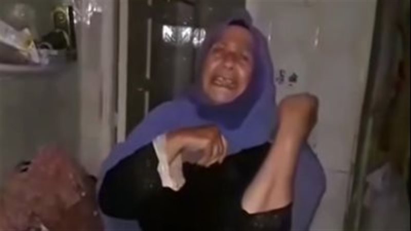  مسنة 80 سنة تتعرض للضرب والغرق على يد ابنها