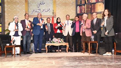 في ملتقى الهناجر الثقافي .. 