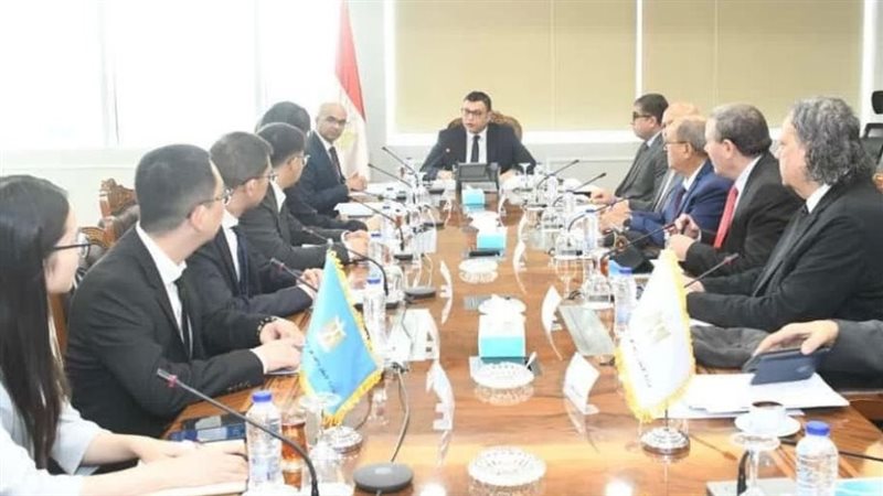 وزير الإسكان