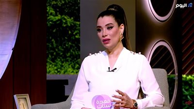 مروة صبري تهاجم دينا الشربيني وتصفها بـ