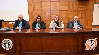 جامعة الفيوم تنظم يومًا علميًا بطب الأسنان عن أحدث أساليب العلاج والزراعة