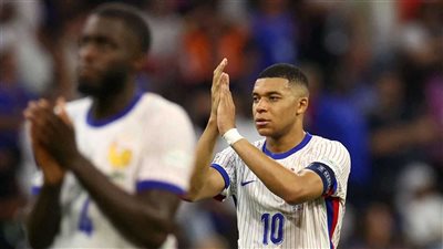 مبابي يدعم أوباميكانو ويكشف موقفه من انتقاله المحتمل لريال مدريد