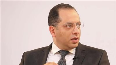 رمضان: تطبيق قرار إيقاف بعض الهواتف المحمولة المعفاة من الجمارك أضر بالمواطنين