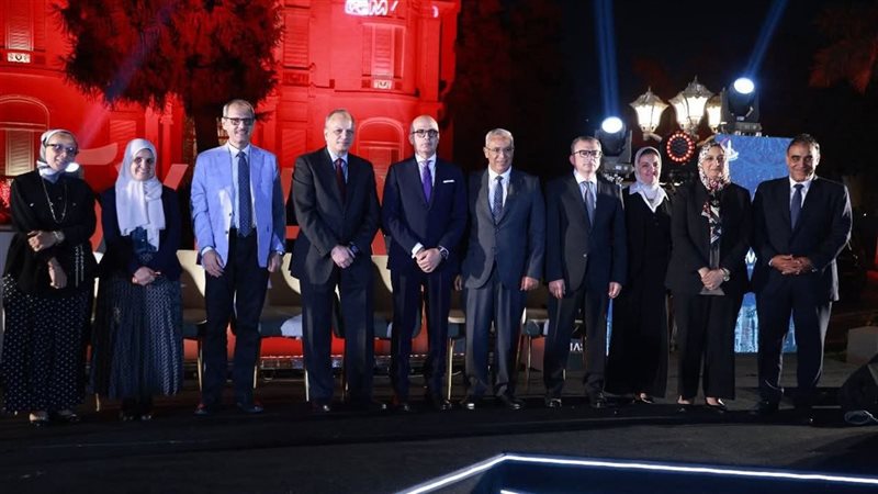 احتفال مركز أبحاث طب عين شمس