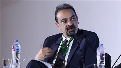الصحة: تشغيل 6 عيادات لعلاج إدمان الإنترنت مجانًا في هذه المستشفيات؟