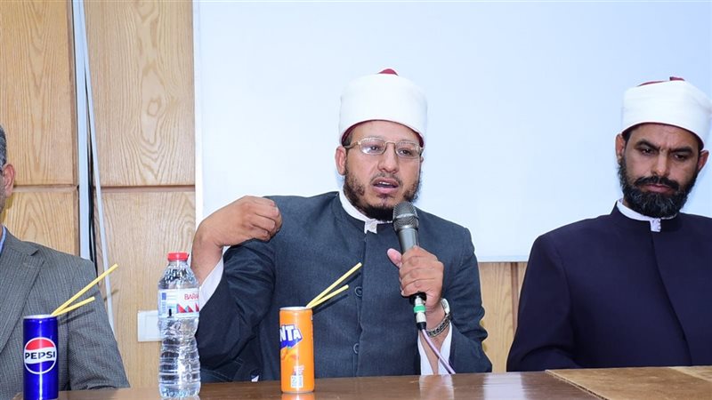 جانب من الندوة