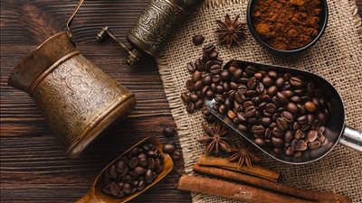أطعمة ومشروبات تساعد في علاج الكبد الدهني.. تعرف عليها 
