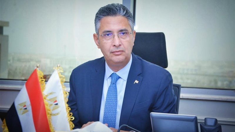  شريف فاروق