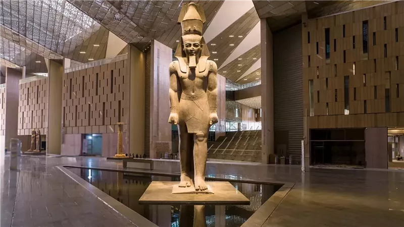 المتحف المصري الكبير 